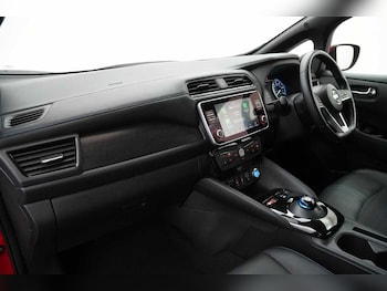 Used Nissan Leaf 2020 for sale - 77945905: Photo