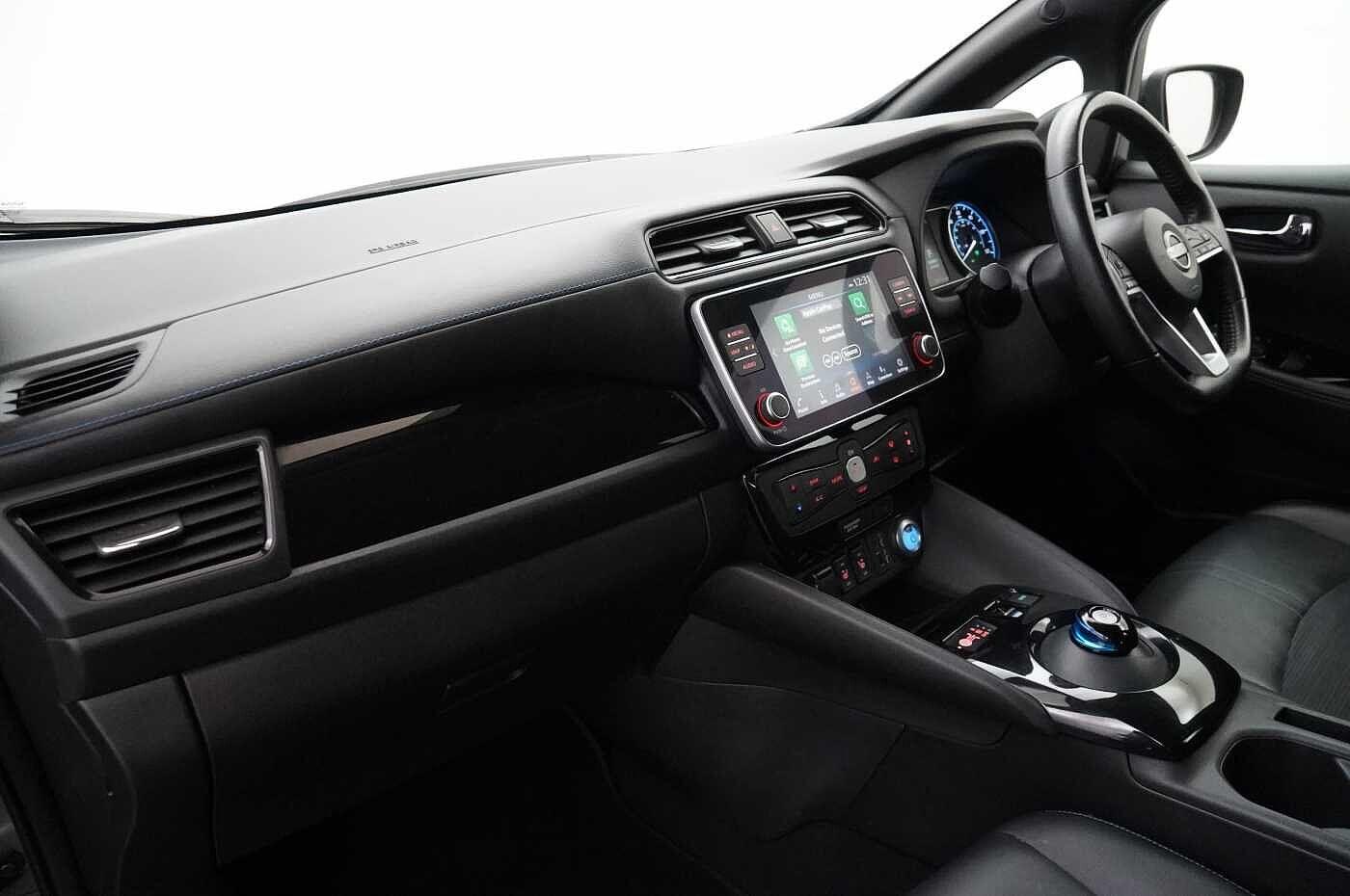 Used Nissan Leaf 2023 for sale - 77802332: Photo 2