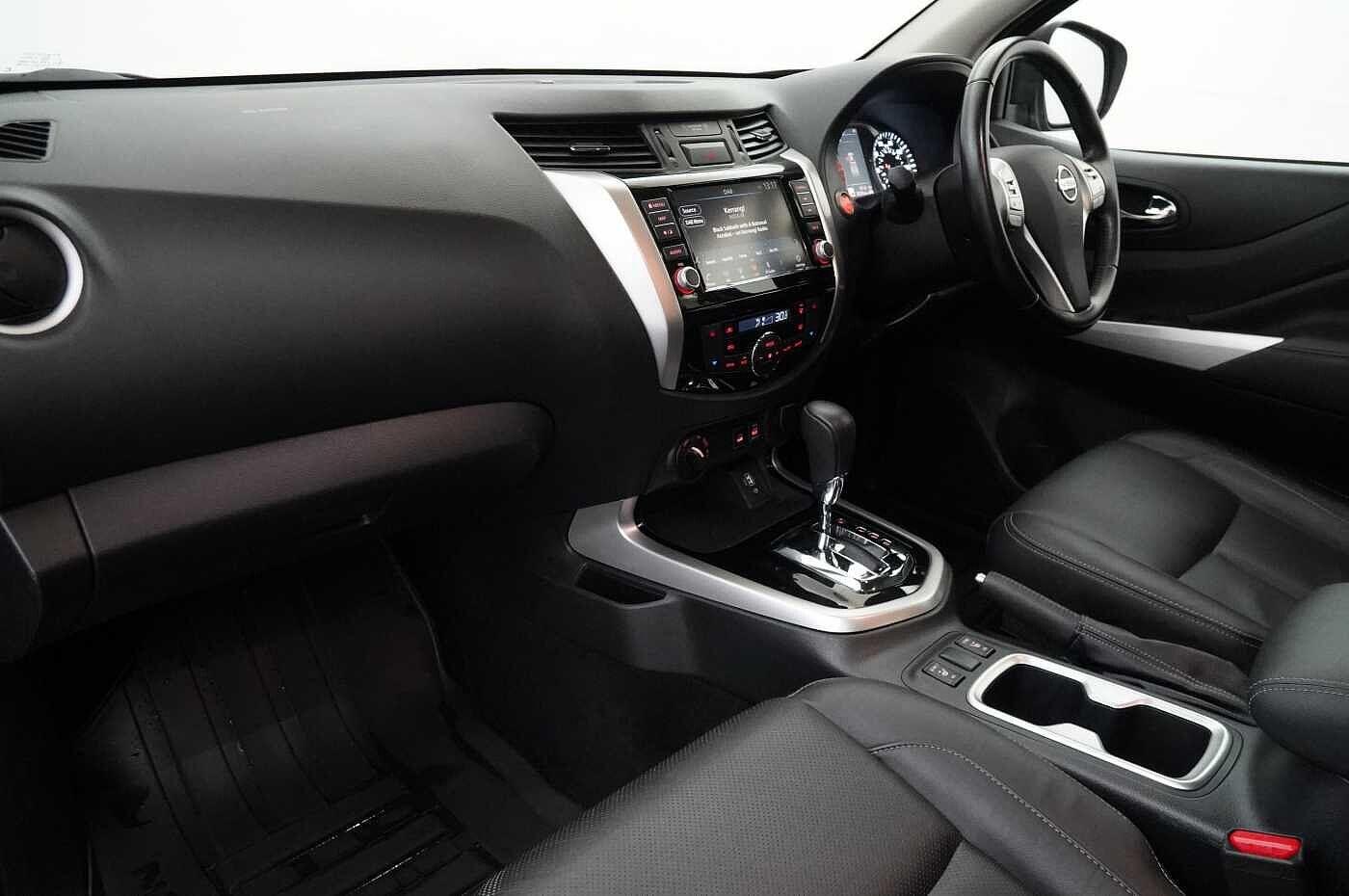 Used Nissan Navara 2021 for sale - 77568607: Photo 2