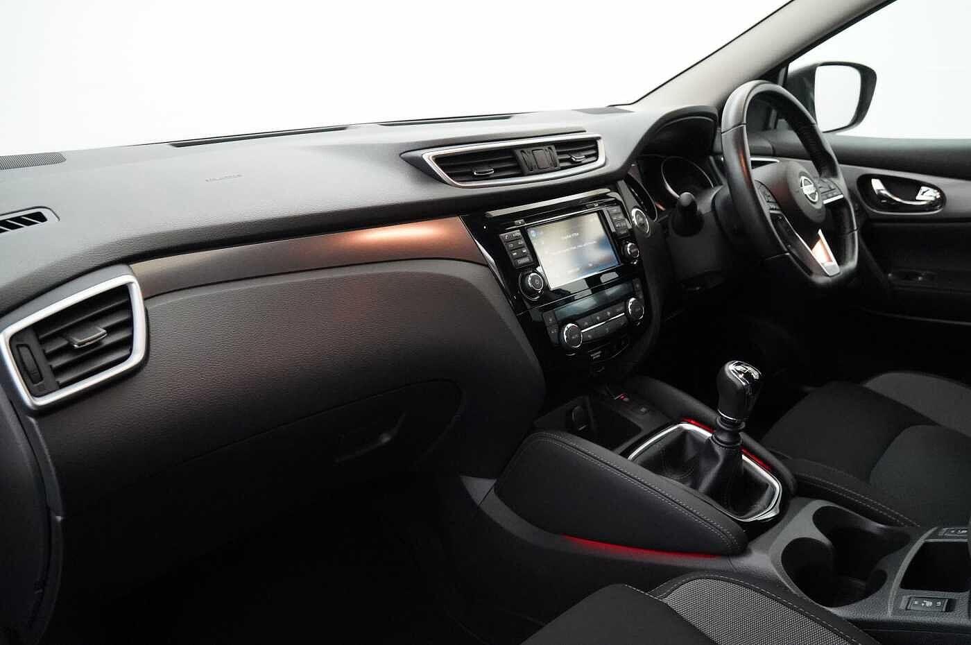 Used Nissan Qashqai 2018 for sale - 77988499: Photo 2