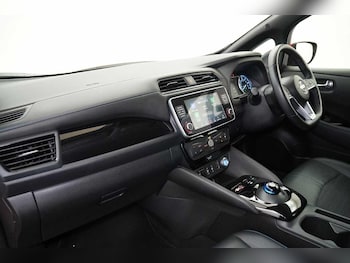 Used Nissan Leaf 2022 for sale - 77023253: Photo