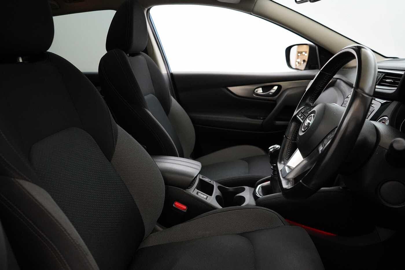 Used Nissan Qashqai 2018 for sale - 77802333: Photo 18