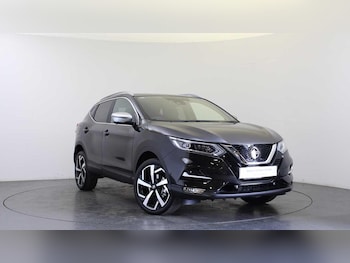 Used Nissan Qashqai 2018 for sale - 77802336: Photo