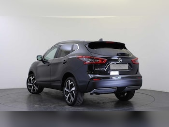 Used Nissan Qashqai 2018 for sale - 77802336: Photo