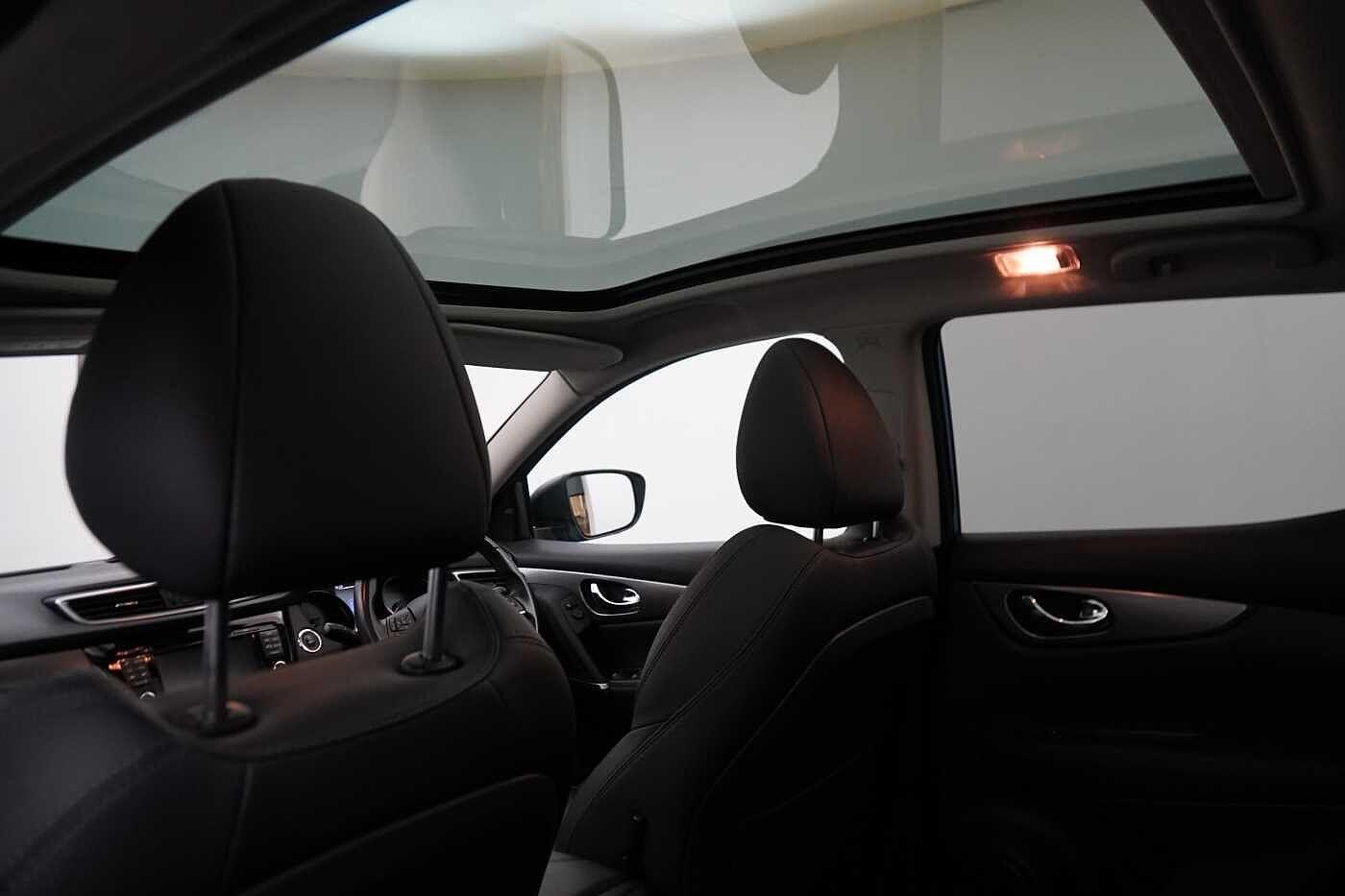 Used Nissan Qashqai 2018 for sale - 77715304: Photo 14