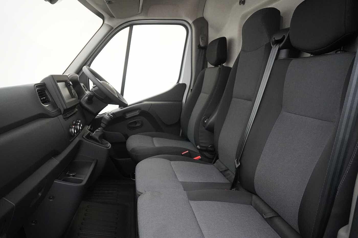 Used Nissan Interstar 2024 for sale - 76677377: Photo 12