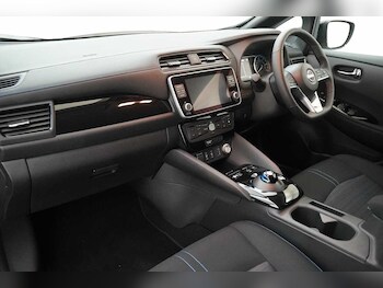 Used Nissan Leaf 2022 for sale - 77282885: Photo