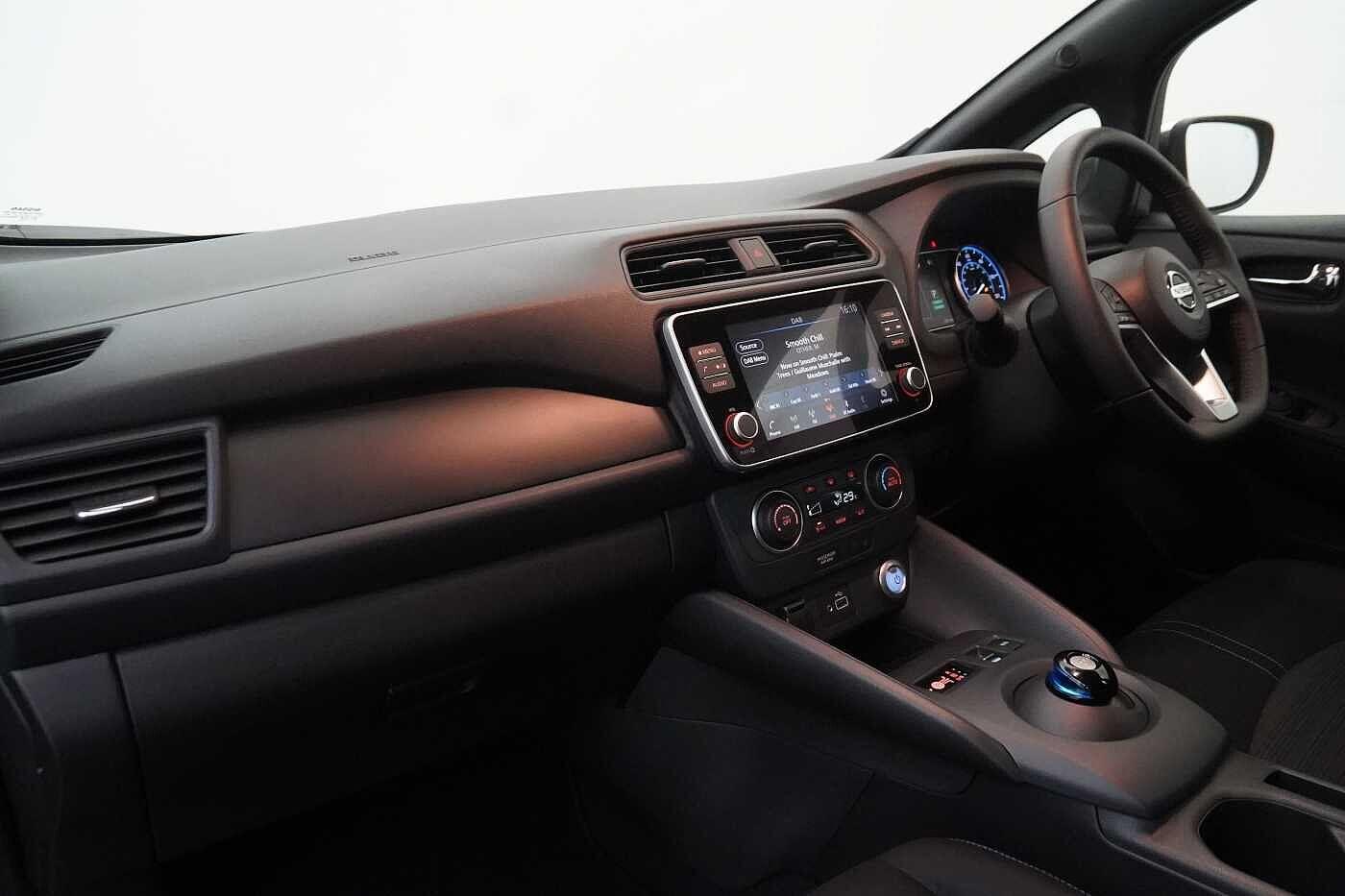 Used Nissan Leaf 2022 for sale - 77802345: Photo 2