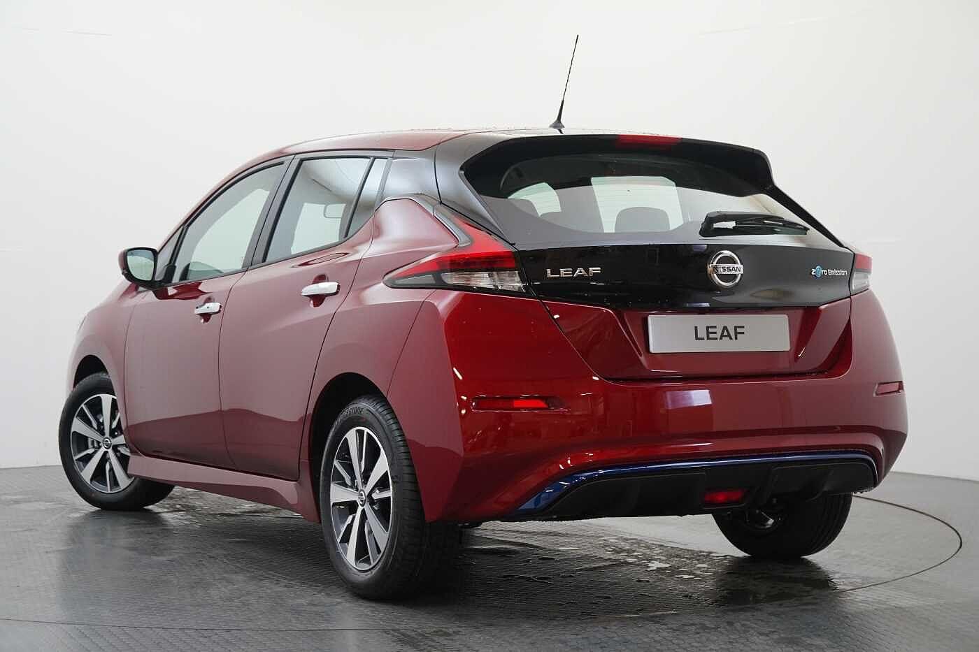 Used Nissan Leaf 2022 for sale - 77802345: Photo 4