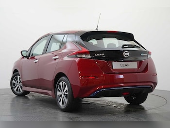 Used Nissan Leaf 2022 for sale - 77802345: Photo