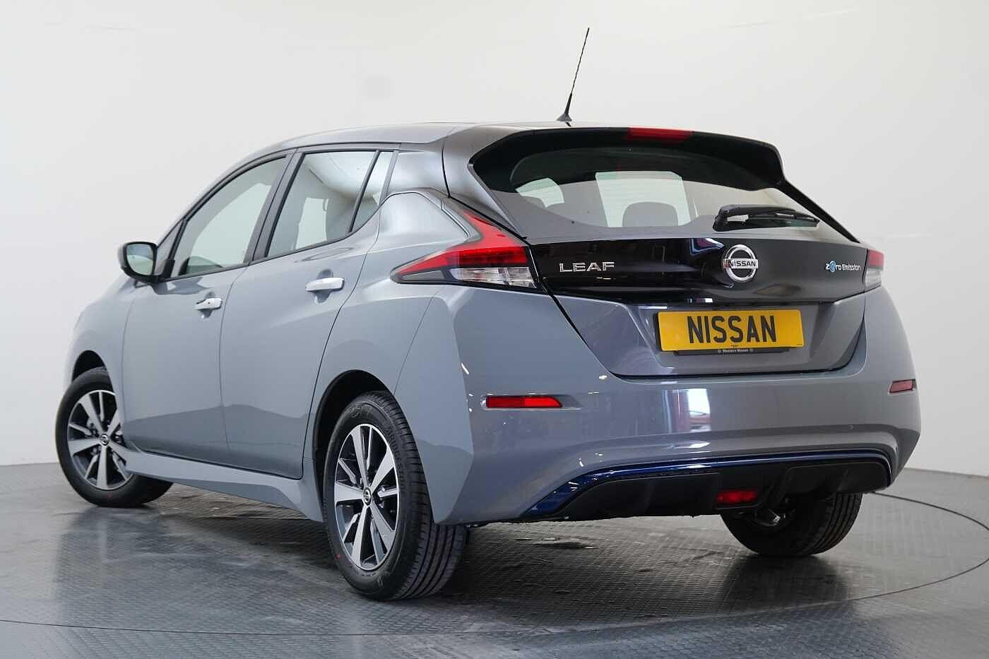 Used Nissan Leaf 2021 for sale - 77802344: Photo 4