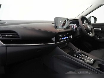 Used Nissan Qashqai 2021 for sale - 77802337: Photo