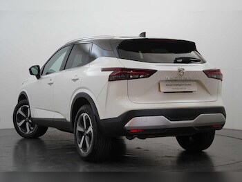 Used Nissan Qashqai 2021 for sale - 77802337: Photo