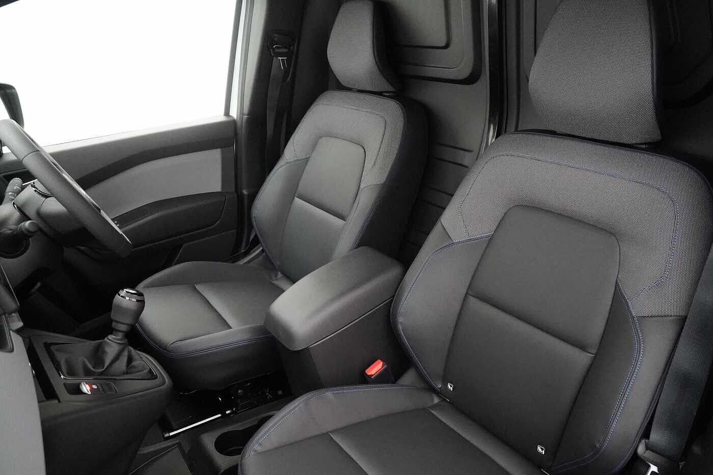 Used Nissan Other 2023 for sale - 77516434: Photo 13