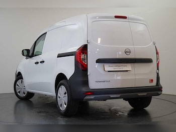 Used Nissan Other 2023 for sale - 77516434: Photo