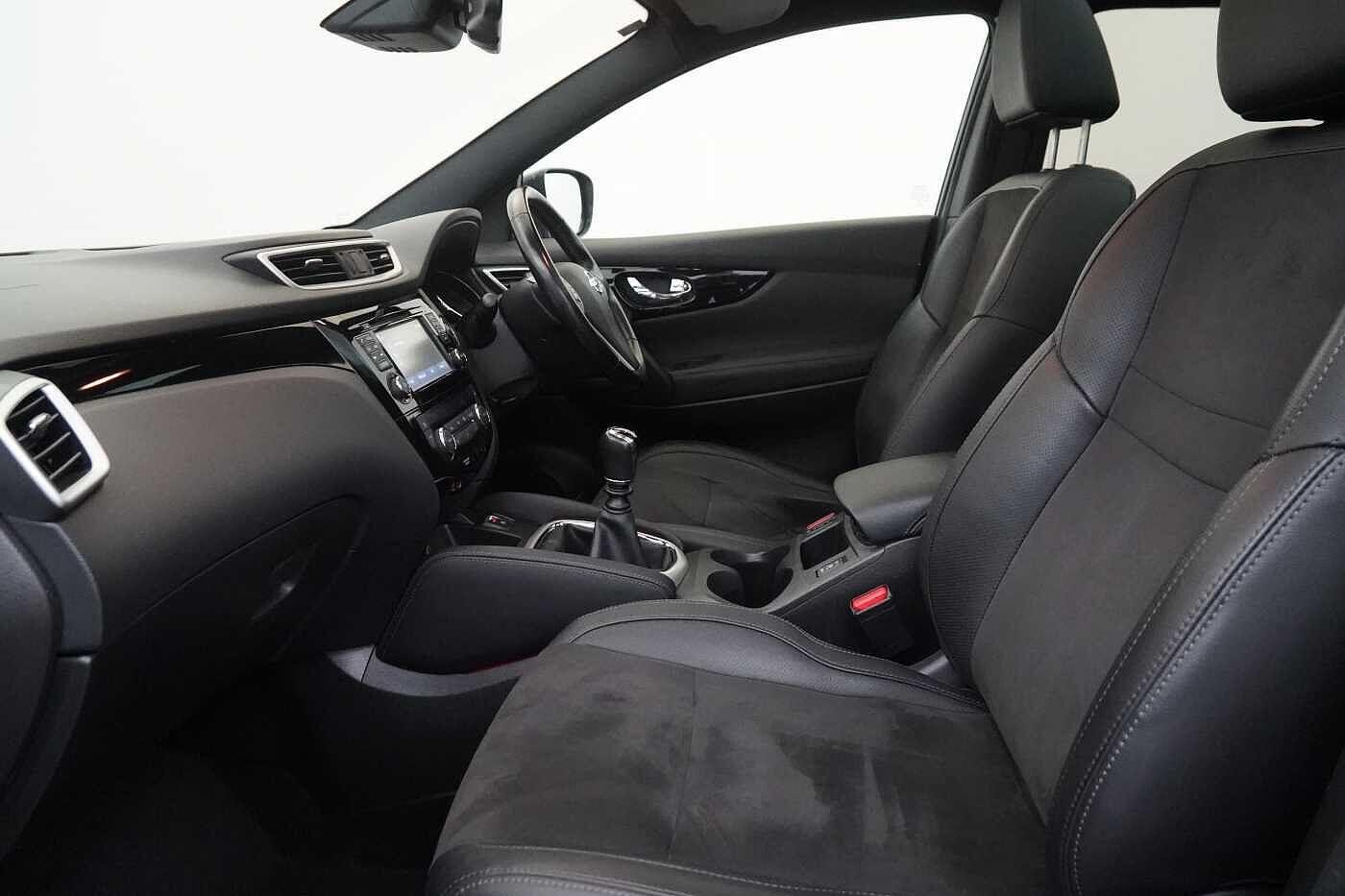 Used Nissan Qashqai 2017 for sale - 77568609: Photo 15