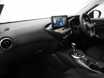 Used Nissan Juke 2024 for sale - 77995257: Photo