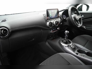 Used Nissan Juke 2023 for sale - 77167973: Photo