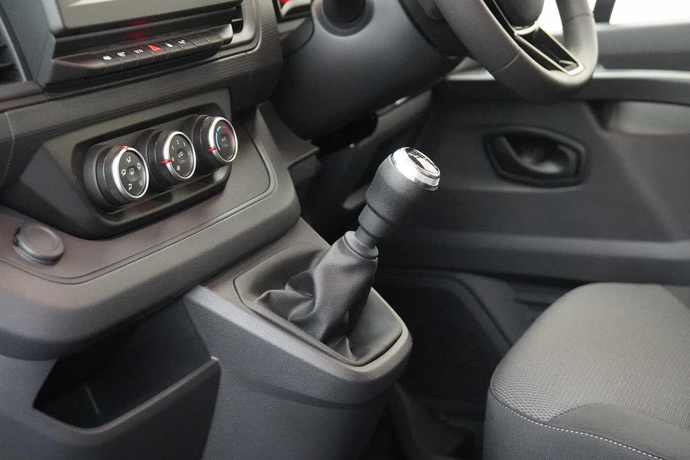 Used Nissan Primastar 2025 for sale - 76679210: Photo 22