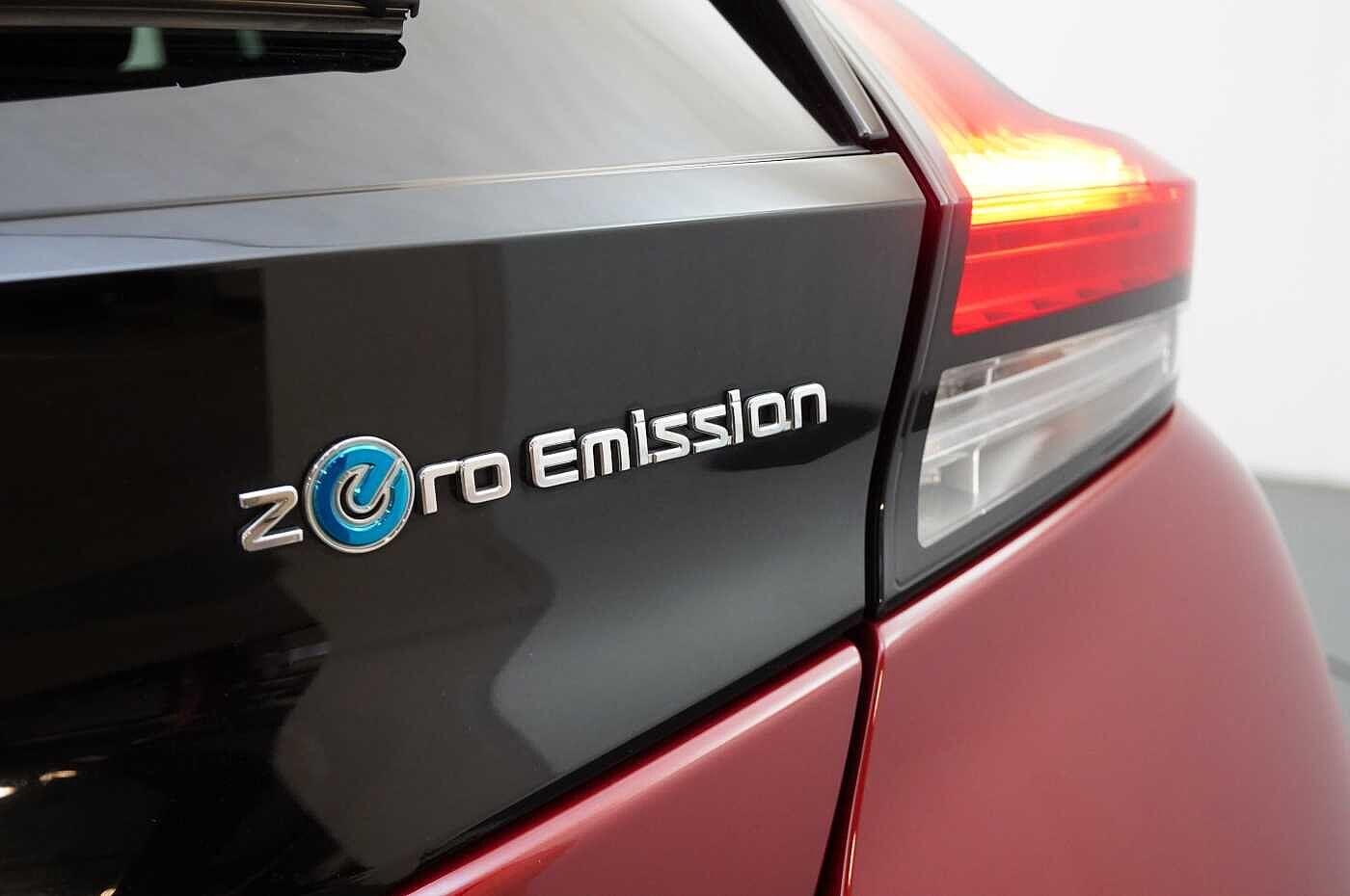 Used Nissan Leaf 2018 for sale - 77245504: Photo 10