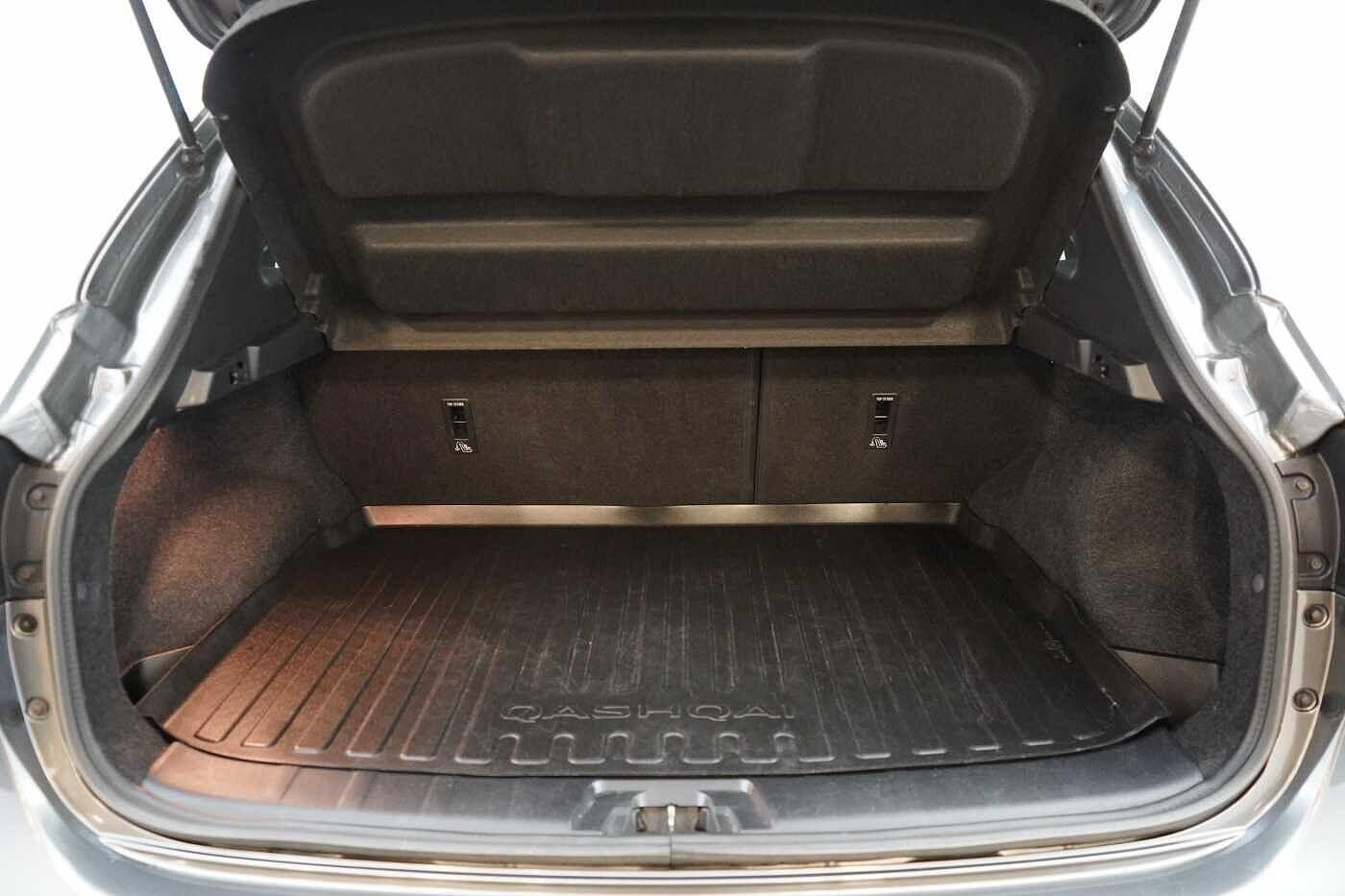 Used Nissan Qashqai 2017 for sale - 76673481: Photo 13