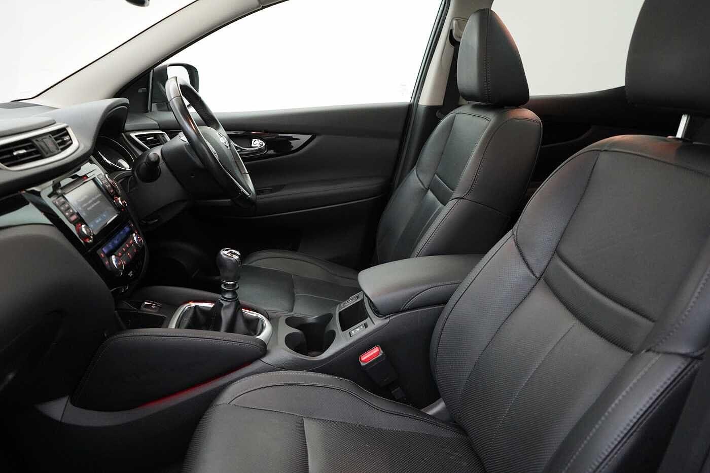 Used Nissan Qashqai 2017 for sale - 76673481: Photo 17