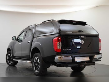 Used Nissan Navara 2021 for sale - 76979737: Photo