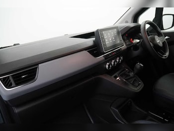 Used Nissan Other 2023 for sale - 76266432: Photo
