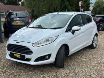 2015 (15) - 1.0T EcoBoost Titanium Hatchback 5dr Petrol Manual Euro 6 (s/s) (100 ps)