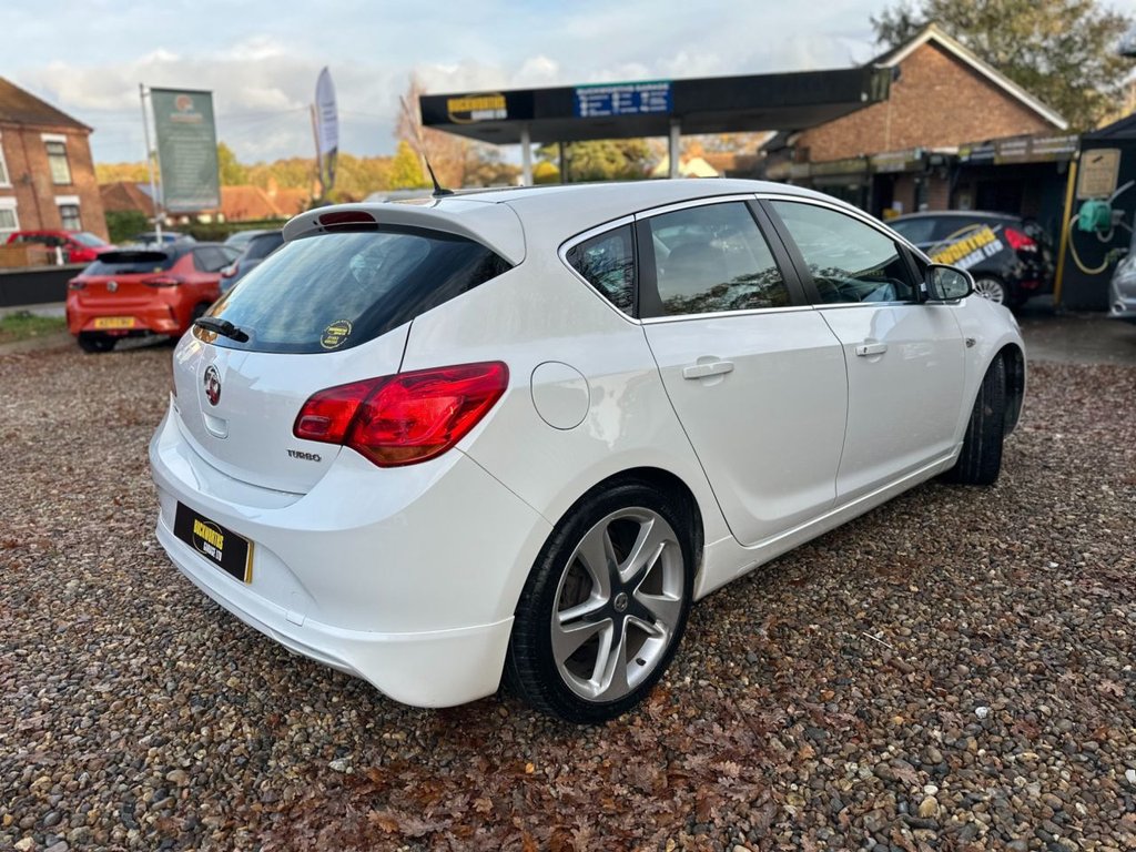 Used Vauxhall Astra 2016 for sale - 76632454: Photo 3