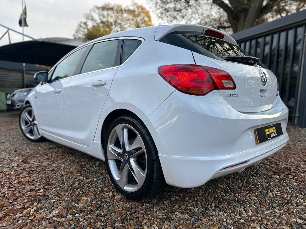 Used Vauxhall Astra 2016 for sale - 76632454: Photo 4