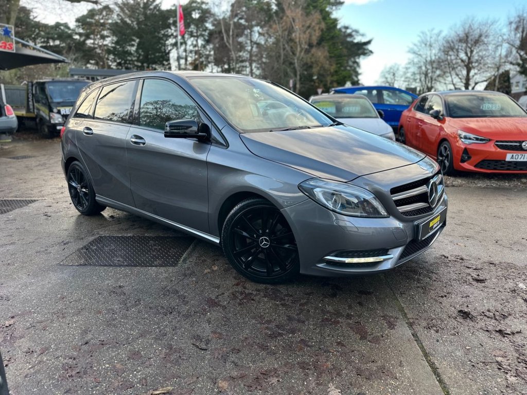 Used Mercedes-Benz B Class 2013 for sale - 76798030: Photo 2