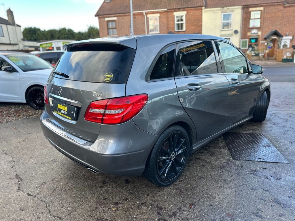 Used Mercedes-Benz B Class 2013 for sale - 76798030: Photo 4