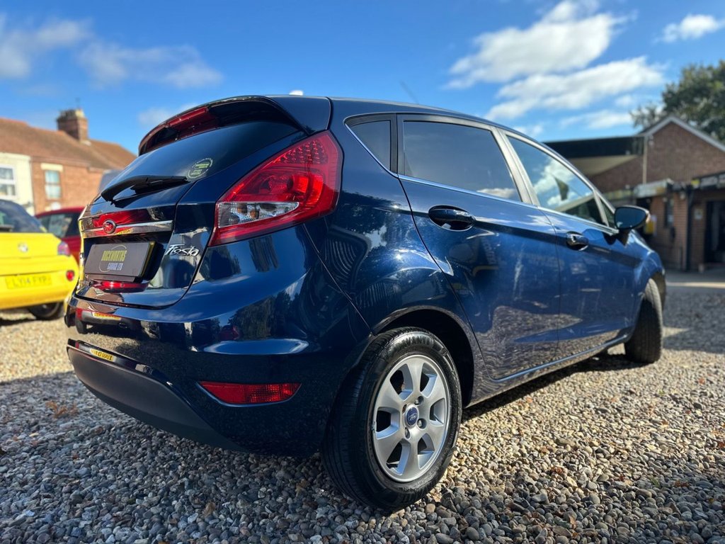 Used Ford Fiesta 2011 for sale - 76172852: Photo 3