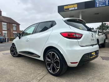 Used Renault Clio 2018 for sale - 79300528: Photo
