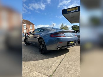 Used Aston Martin Vantage 2006 for sale - 79778137: Photo