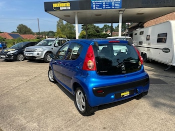 Used Peugeot 107 2010 for sale - 79022583: Photo