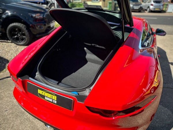 Used Jaguar F-Type 2017 for sale - 70929216: Photo 6