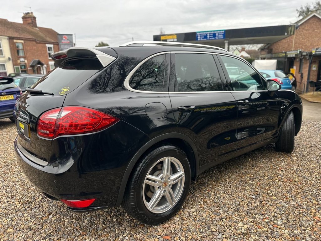 Used Porsche Cayenne 2014 for sale - 77621253: Photo 3