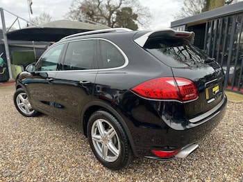 Used Porsche Cayenne 2014 for sale - 77621253: Photo