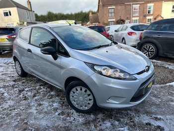 Used Ford Fiesta 2013 for sale - 77153662: Photo