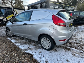 Used Ford Fiesta 2013 for sale - 77153662: Photo