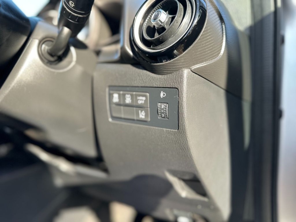 Used Mazda Mazda2 2015 for sale - 78181080: Photo 14