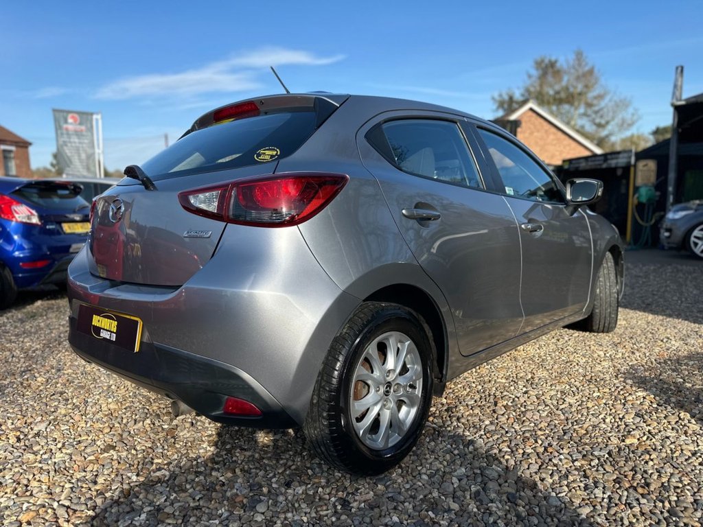 Used Mazda Mazda2 2015 for sale - 78181080: Photo 3