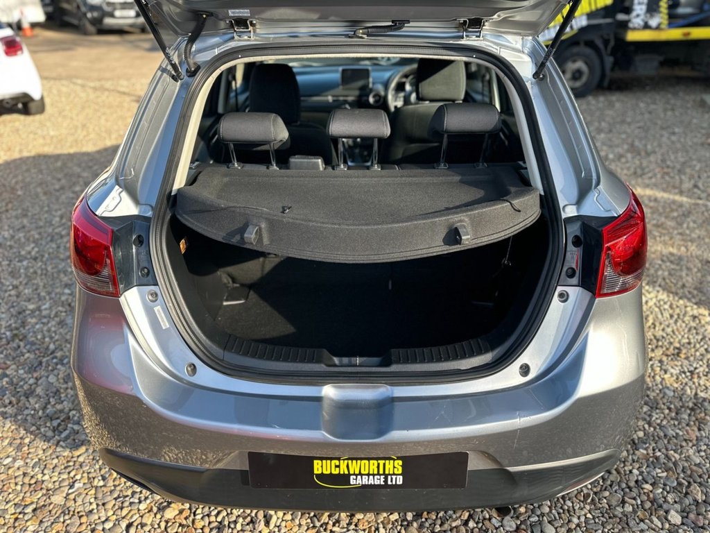 Used Mazda Mazda2 2015 for sale - 78181080: Photo 5