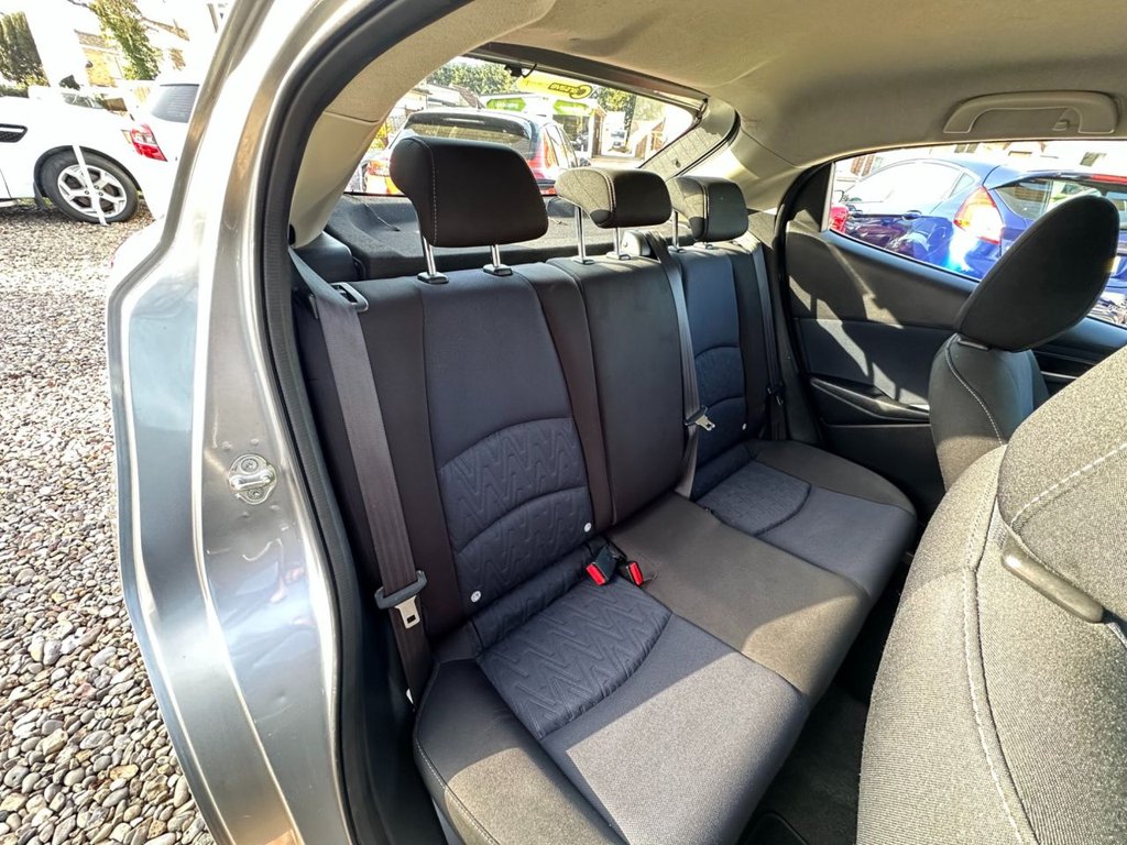 Used Mazda Mazda2 2015 for sale - 78181080: Photo 6