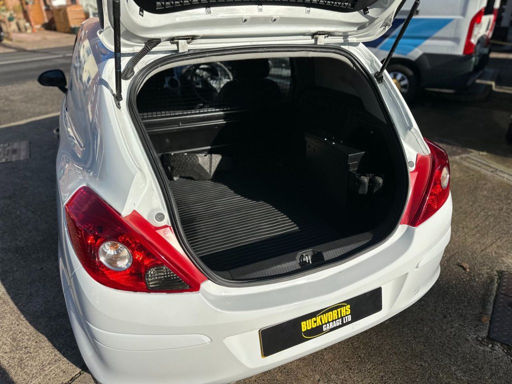 Used Vauxhall Corsa 2015 for sale - 76470400: Photo 5