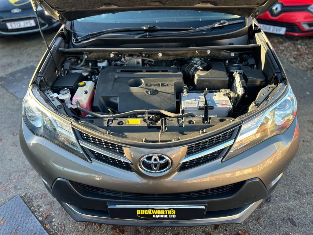 Used Toyota RAV4 2014 for sale - 76582902: Photo 16