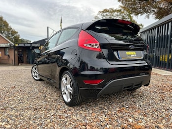 Used Ford Fiesta 2012 for sale - 76496533: Photo