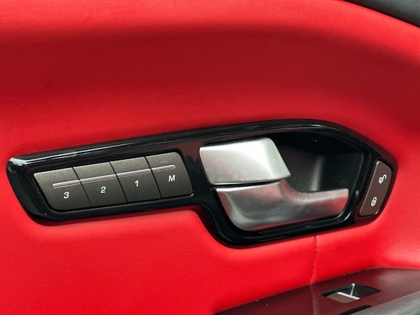 Used Land Rover Range Rover Evoque 2018 for sale - 75680868: Photo 17